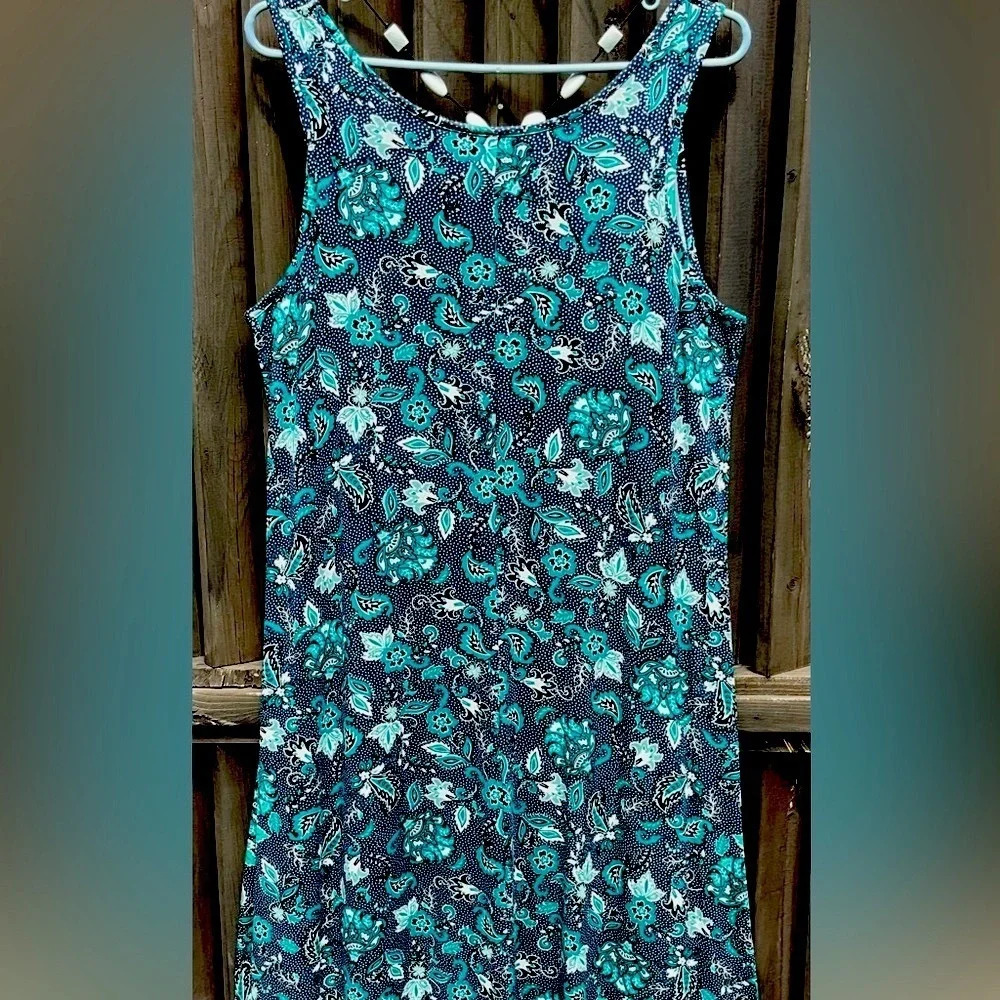 EVANS Long Maxi Dress NWT
Teal Paisley 14 - Picture 8 of 9